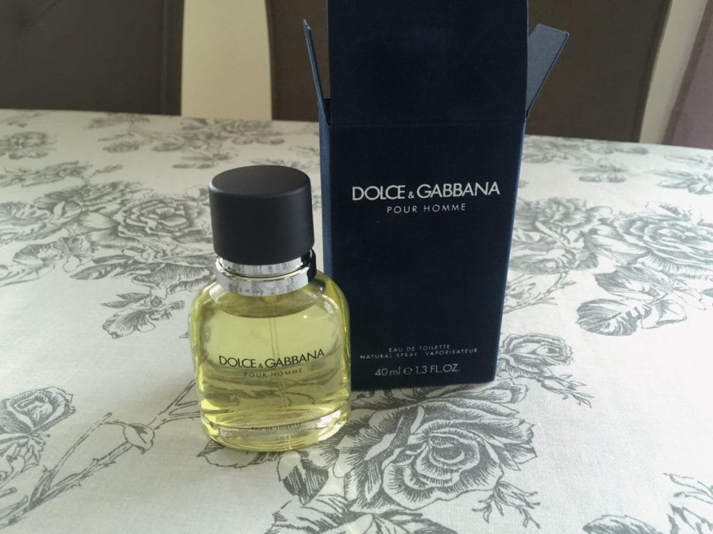 Dolce & Gabbana pour homme er en fantastisk duft jeg ikke vil være uten. Foto: Tormod Gundersen.