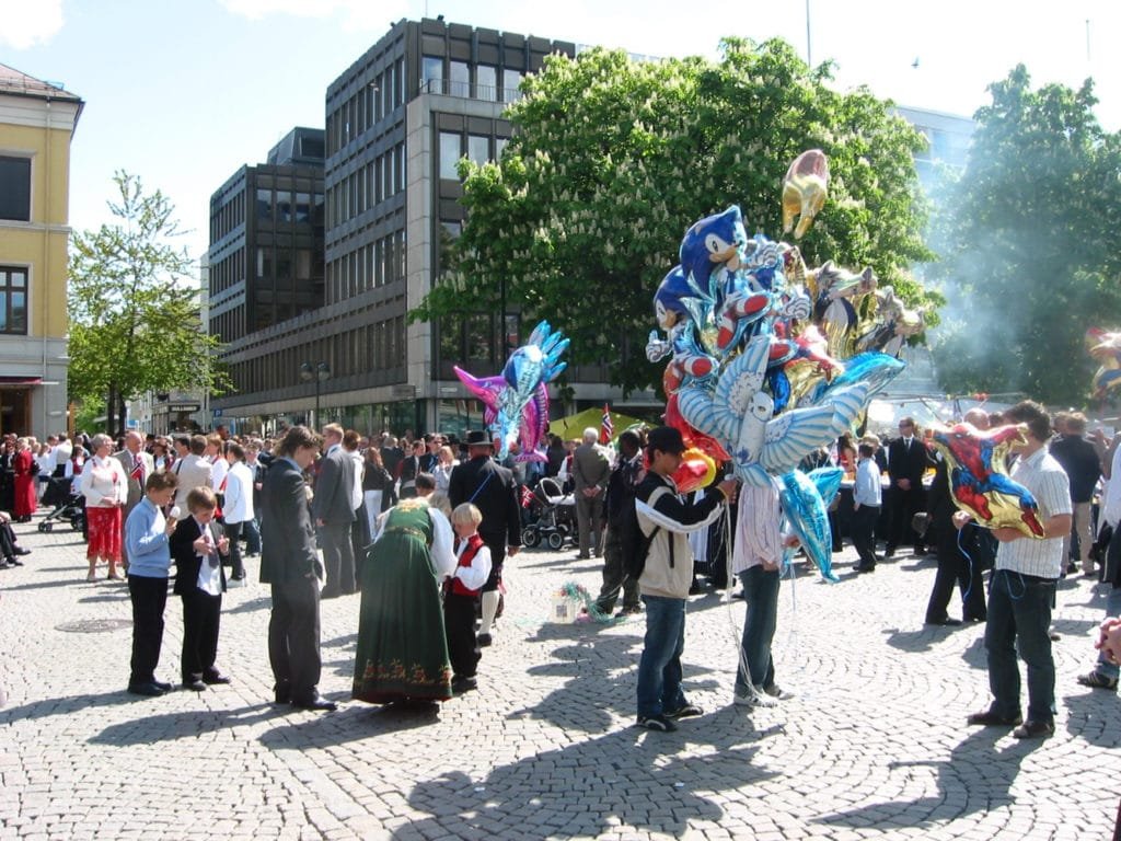 17. mai feiring i Drammen sentrum