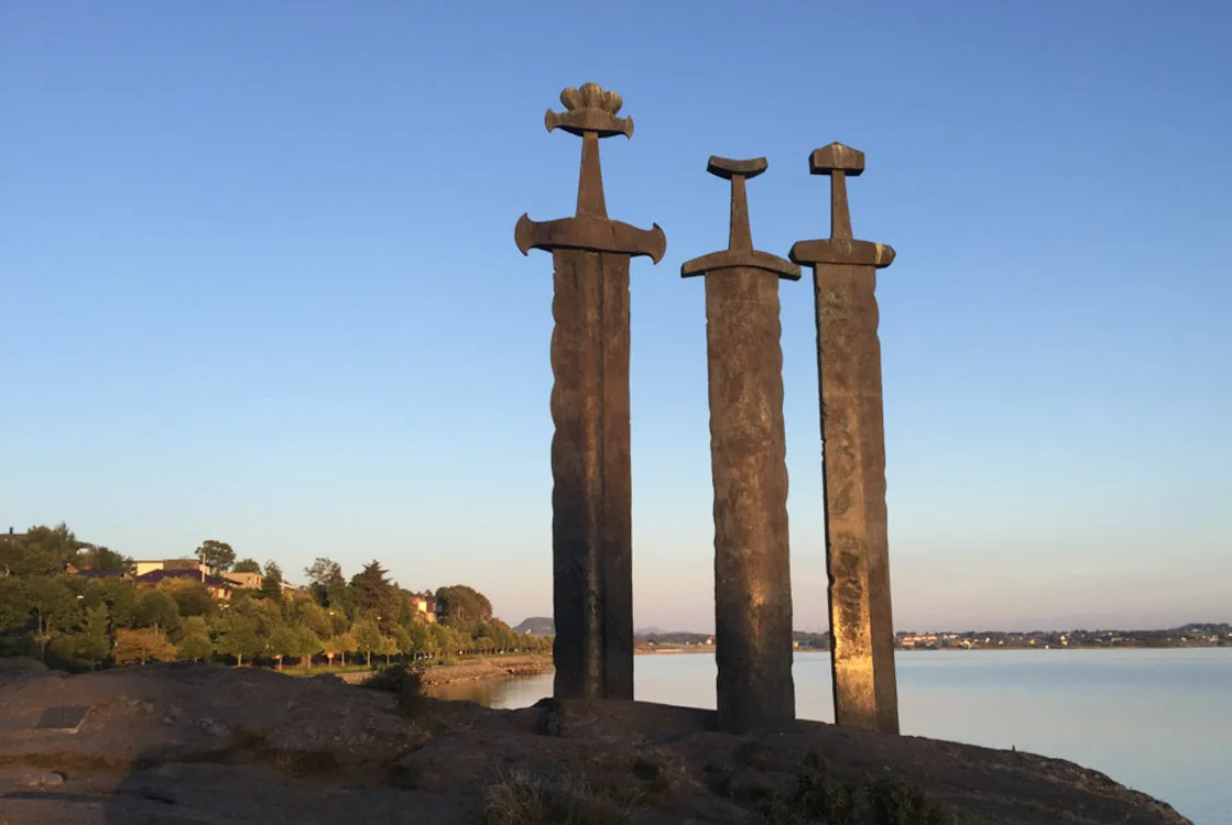 Sverd i fjell