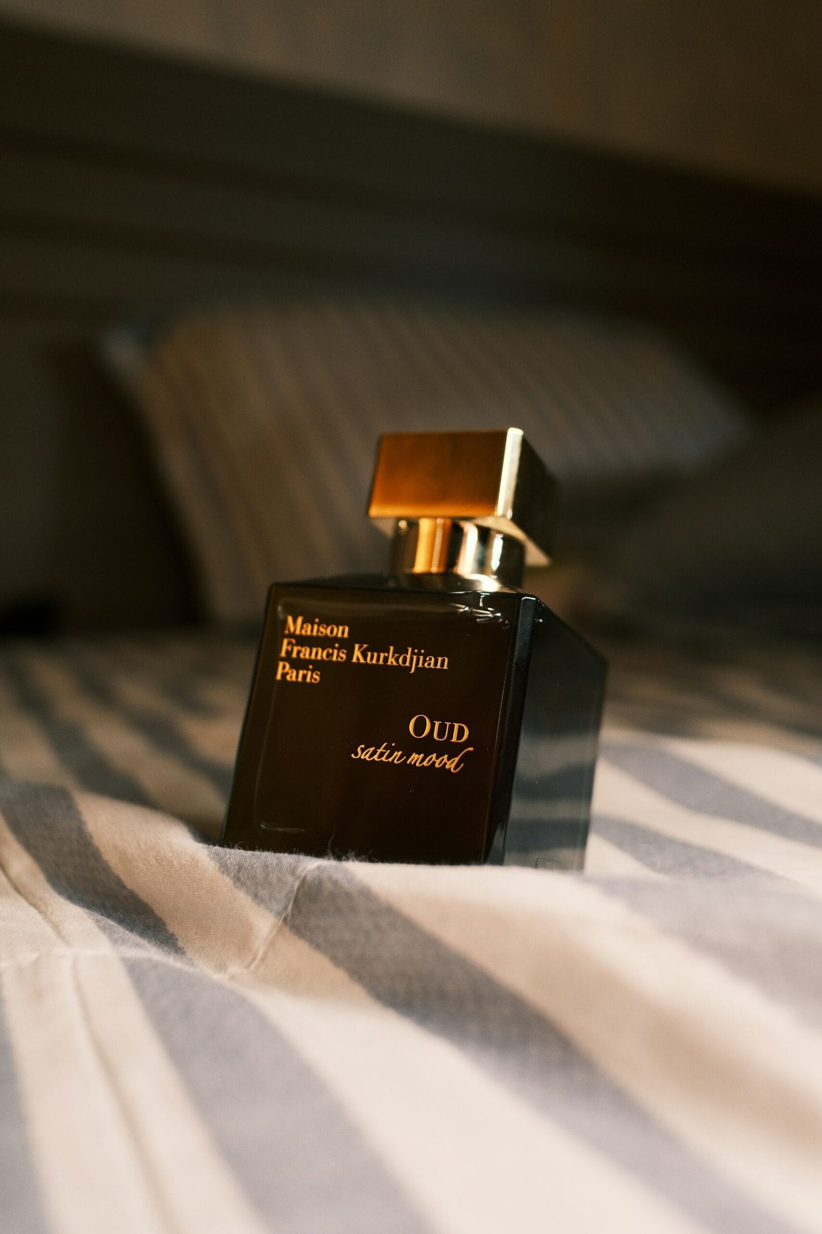 trung-nhan-tran-WSFZBw_w8rM-unsplash Oud satin mood fra Maison Francis Kurkdjian.
